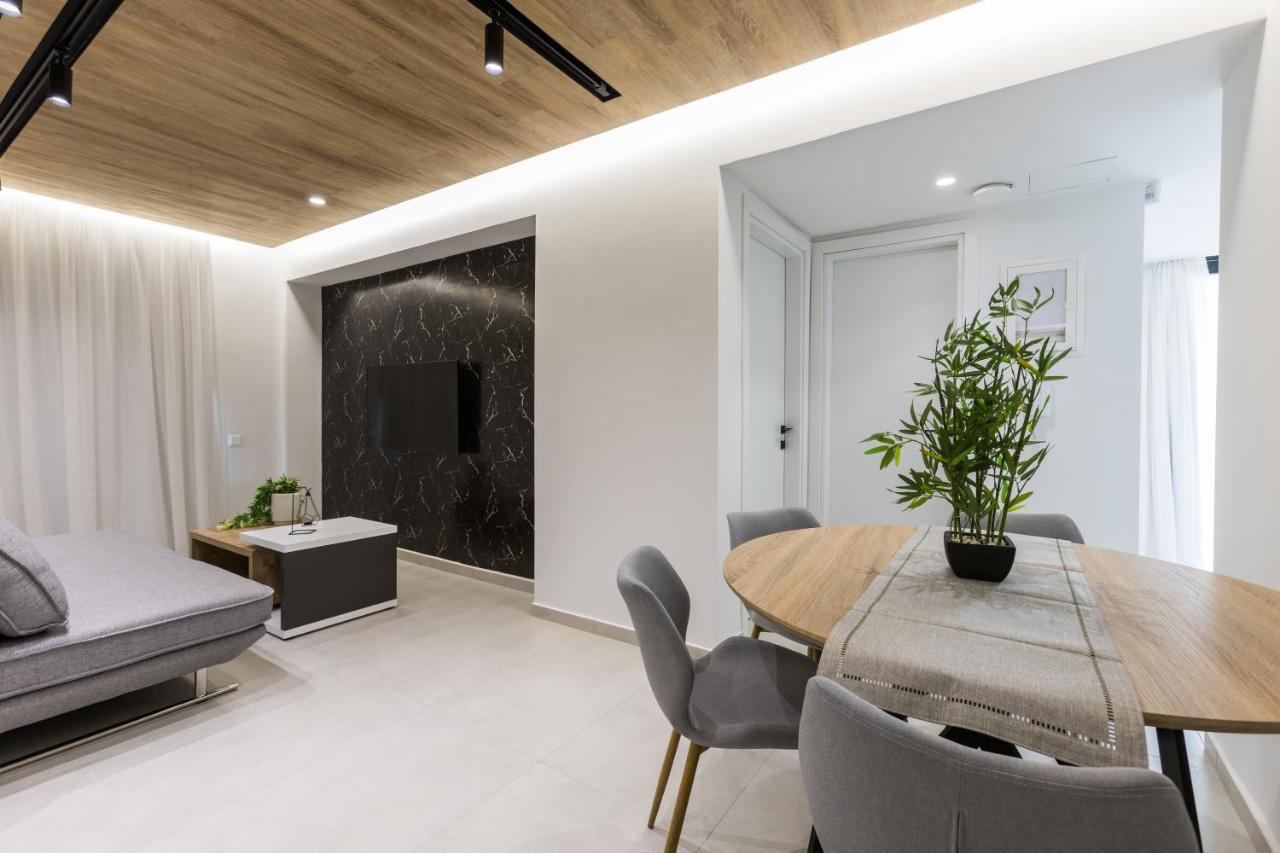 Varkiza Luxury Suites By Raise Vári 외부 사진