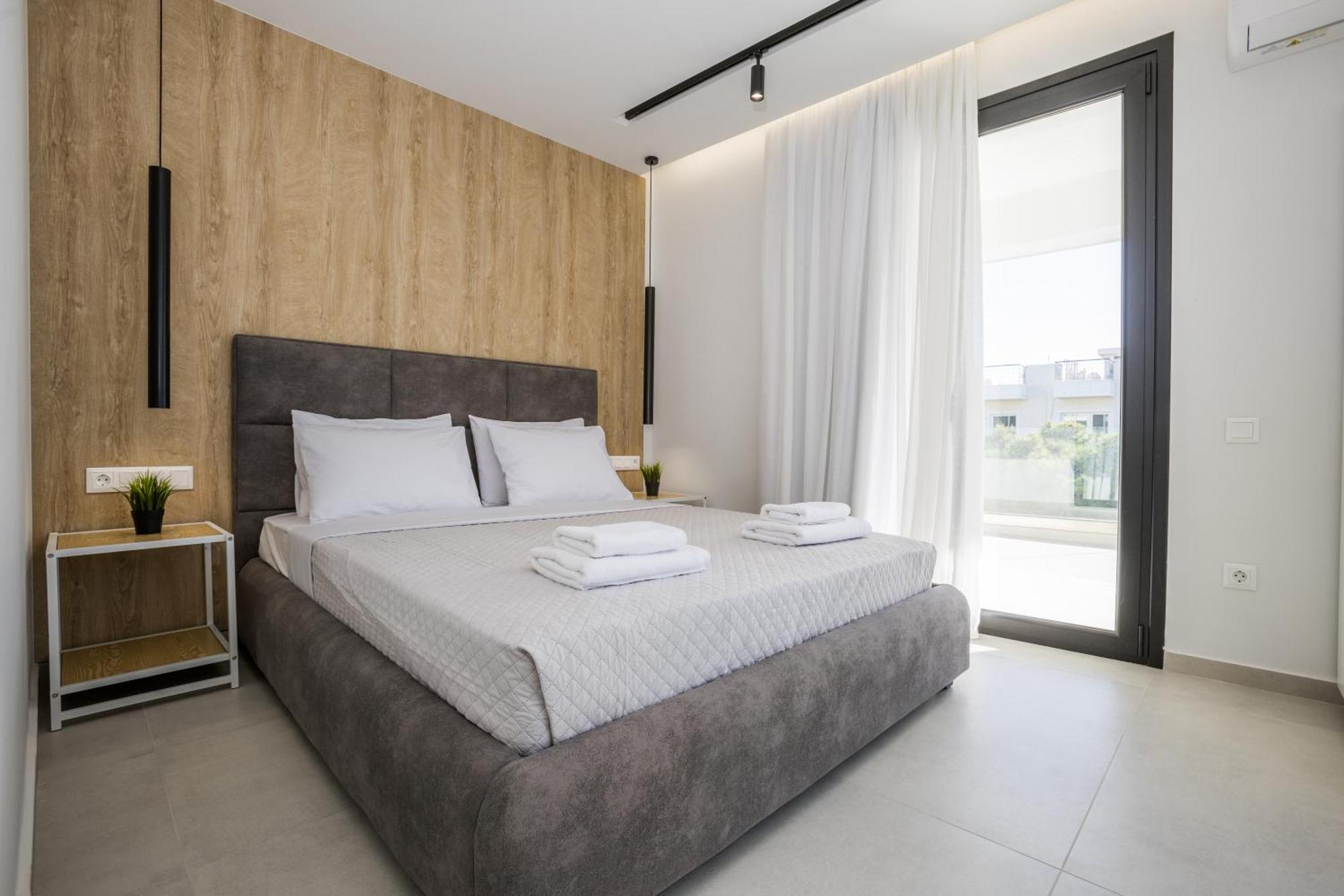 Varkiza Luxury Suites By Raise Vári 외부 사진